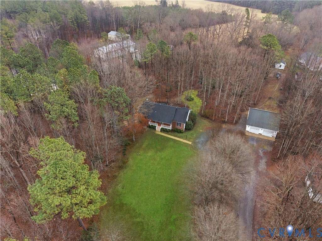 3 Acres of Land with Home for Sale in Amelia Court House, Virginia