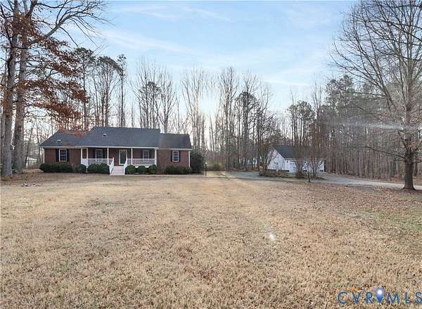3 Acres of Land with Home for Sale in Amelia Court House, Virginia