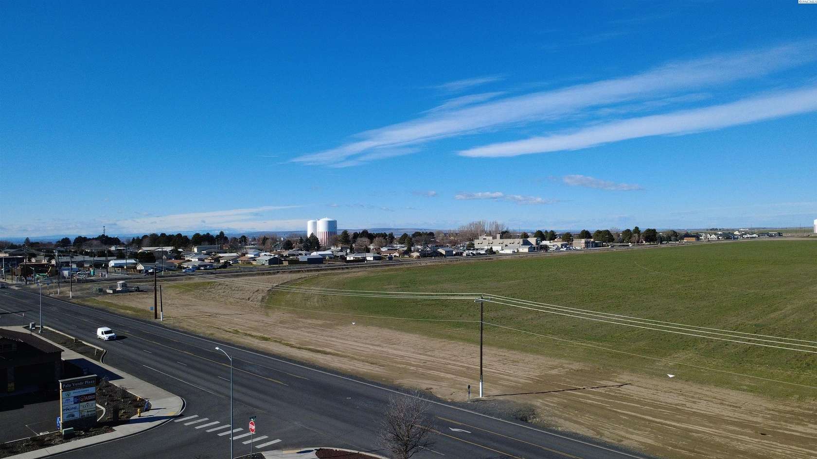 26 Acres of Commercial Land for Sale in Othello, Washington