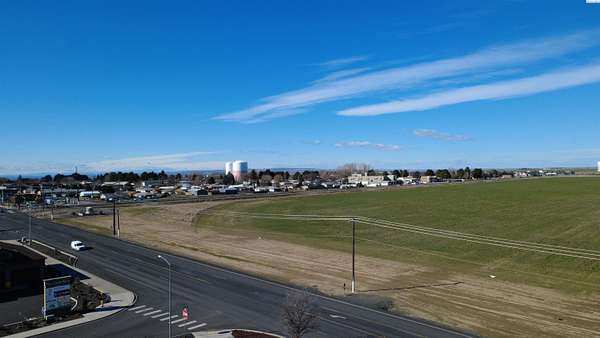 26 Acres of Commercial Land for Sale in Othello, Washington