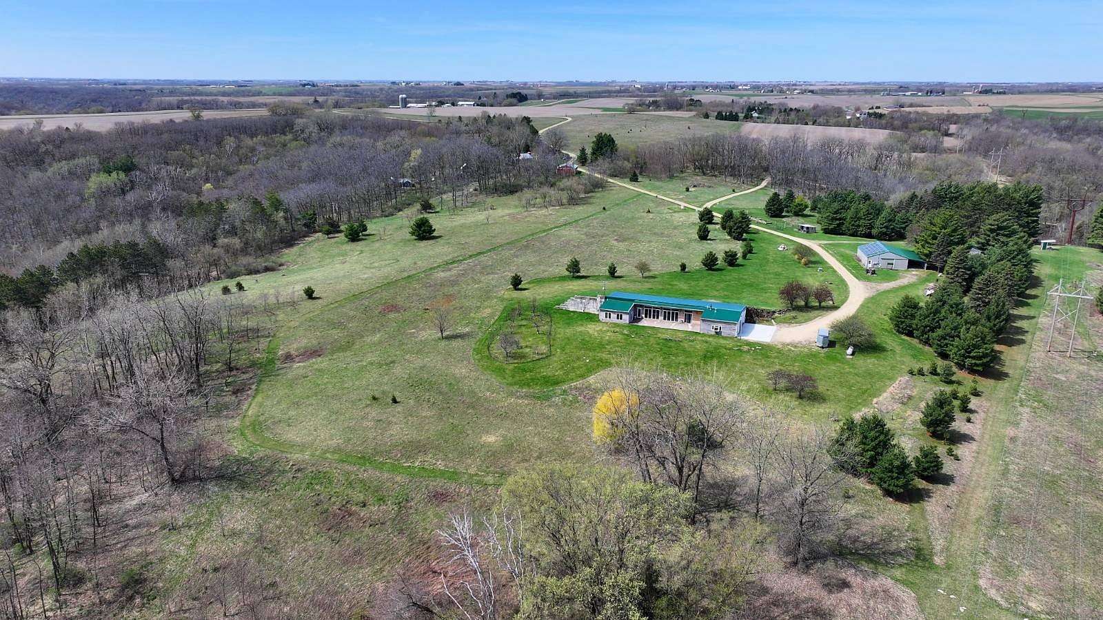 33.4 Acres of Land with Home for Sale in Wabasha, Minnesota