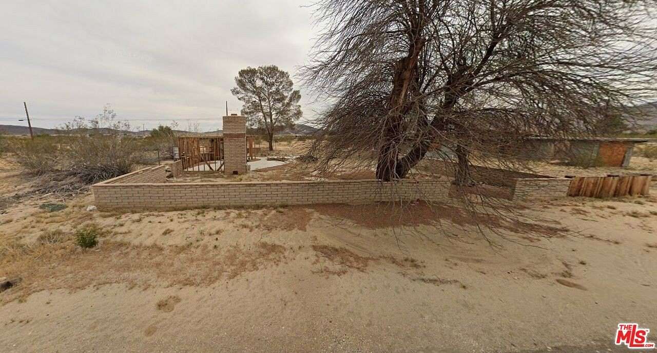 0.18 Acres of Residential Land for Sale in Joshua Tree, California