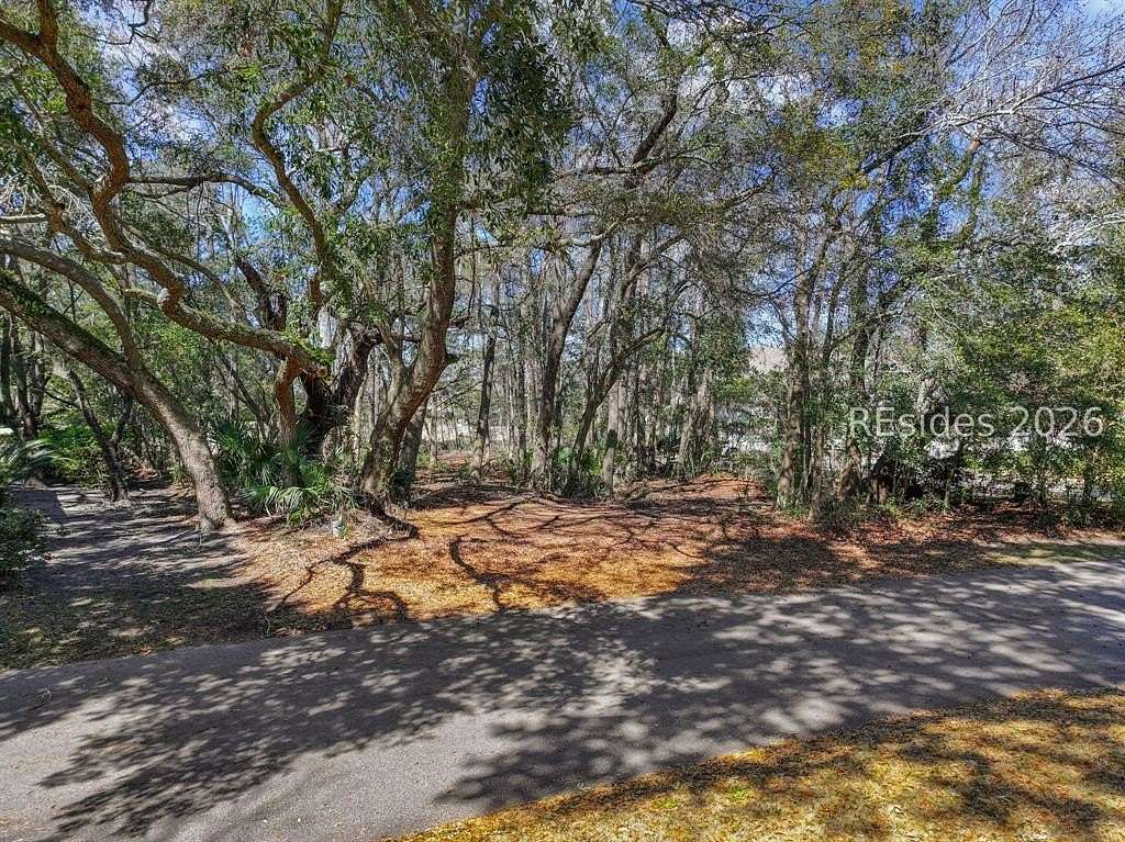 0.4 Acres of Residential Land for Sale in Hilton Head Island, South Carolina
