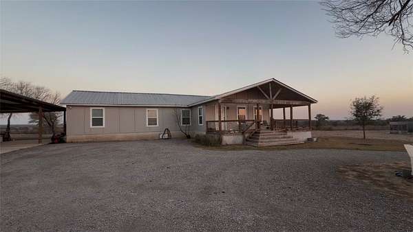 16 Acres of Land with Home for Sale in Three Rivers, Texas