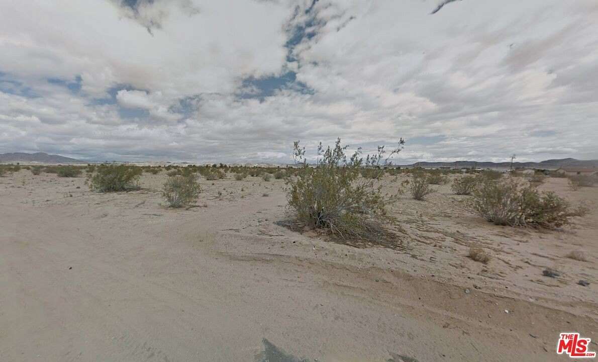 7.13 Acres of Residential Land for Sale in Joshua Tree, California