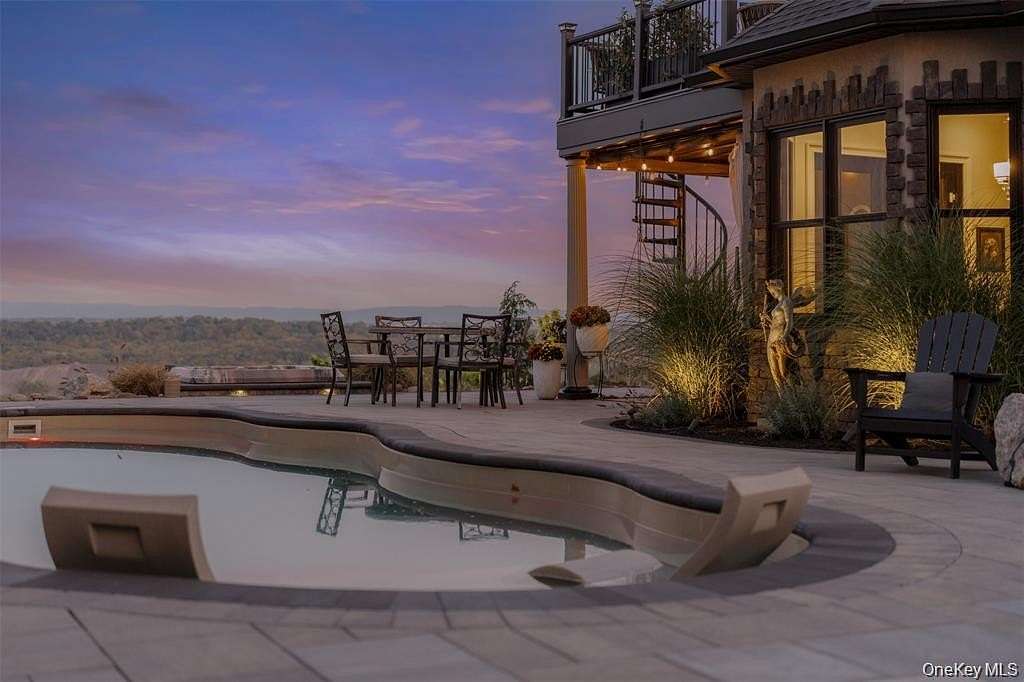 3.9 Acres of Land with Home for Sale in Marlboro, New York