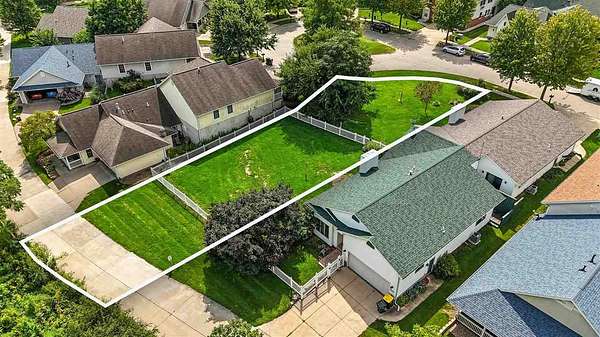 0.26 Acres of Residential Land for Sale in Iowa City, Iowa
