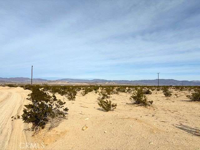 5 Acres of Residential Land for Sale in Twentynine Palms, California
