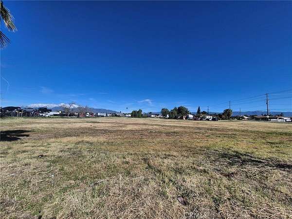 2.3 Acres of Residential Land for Sale in Bloomington, California