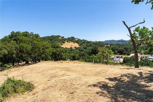 3.87 Acres of Land for Sale in Atascadero, California