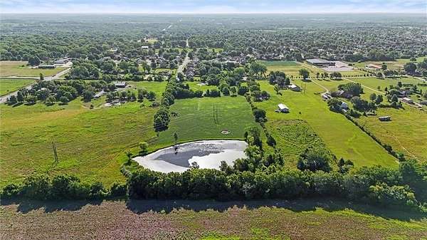 11.3 Acres of Land for Sale in Lee's Summit, Missouri
