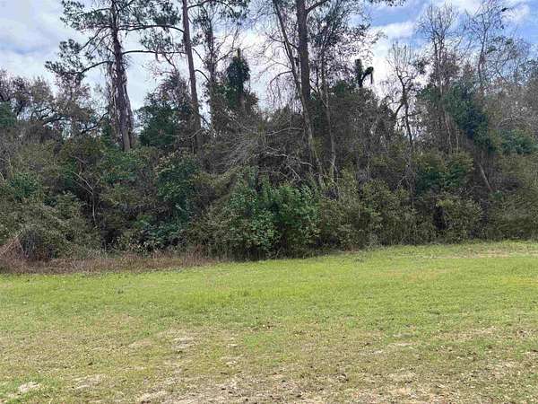 4 Acres of Land for Sale in Tallahassee, Florida