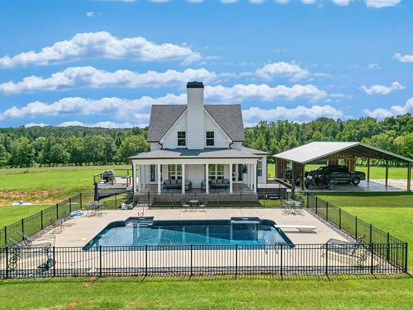 55.7 Acres of Land with Home for Sale in White Plains, Georgia