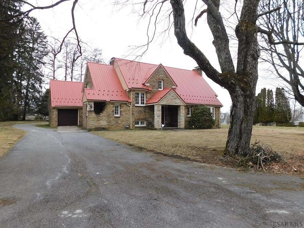 2.64 Acres of Land with Home for Sale in Johnstown, Pennsylvania