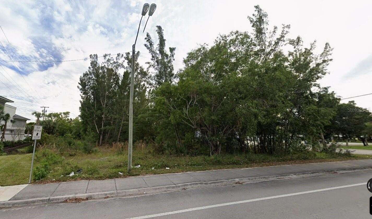 0.67 Acres of Commercial Land for Sale in Lake Worth, Florida