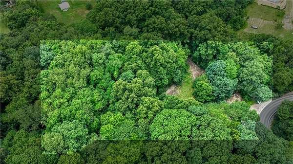 2.5 Acres of Residential Land for Sale in Beaver Falls, Pennsylvania