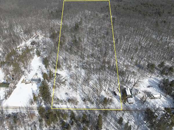 10 Acres of Recreational Land for Sale in Fennville, Michigan
