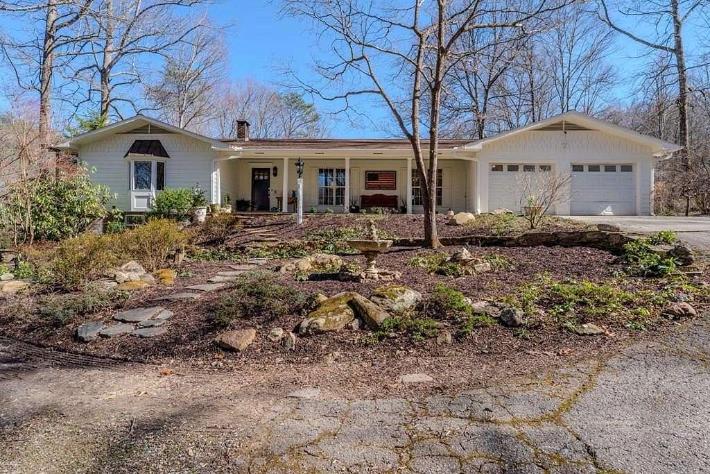 32 Acres of Land with Home for Sale in Andrews, North Carolina