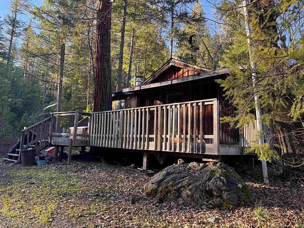 10 Acres of Land with Home for Sale in Seiad Valley, California