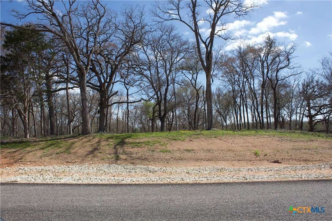 3 Acres of Residential Land for Sale in Cameron, Texas