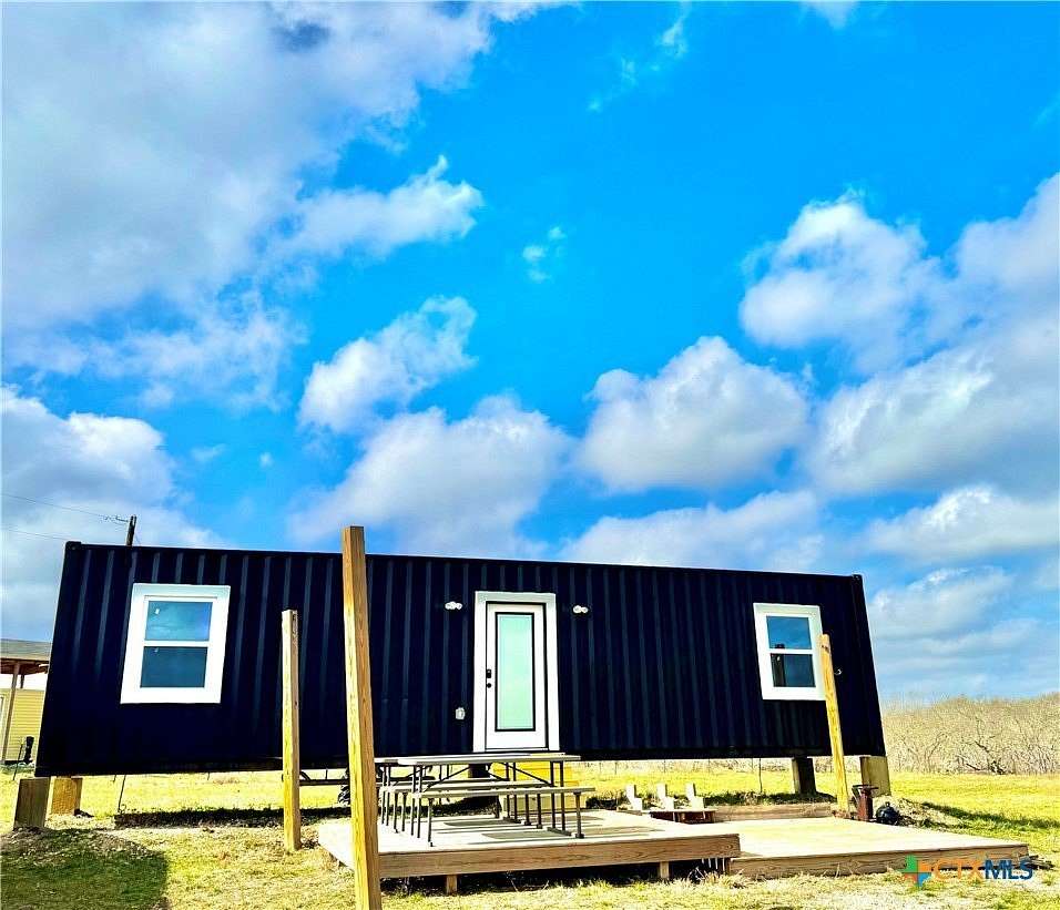 10.2 Acres of Improved Land for Sale in Waelder, Texas