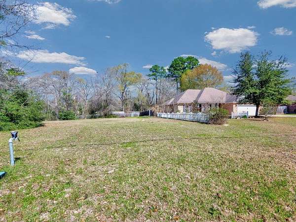 0.31 Acres of Residential Land for Sale in Lufkin, Texas