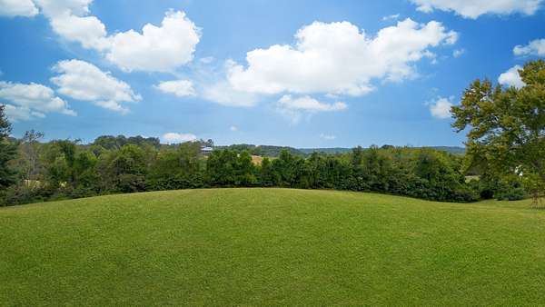 0.85 Acres of Residential Land for Sale in Dickson, Tennessee