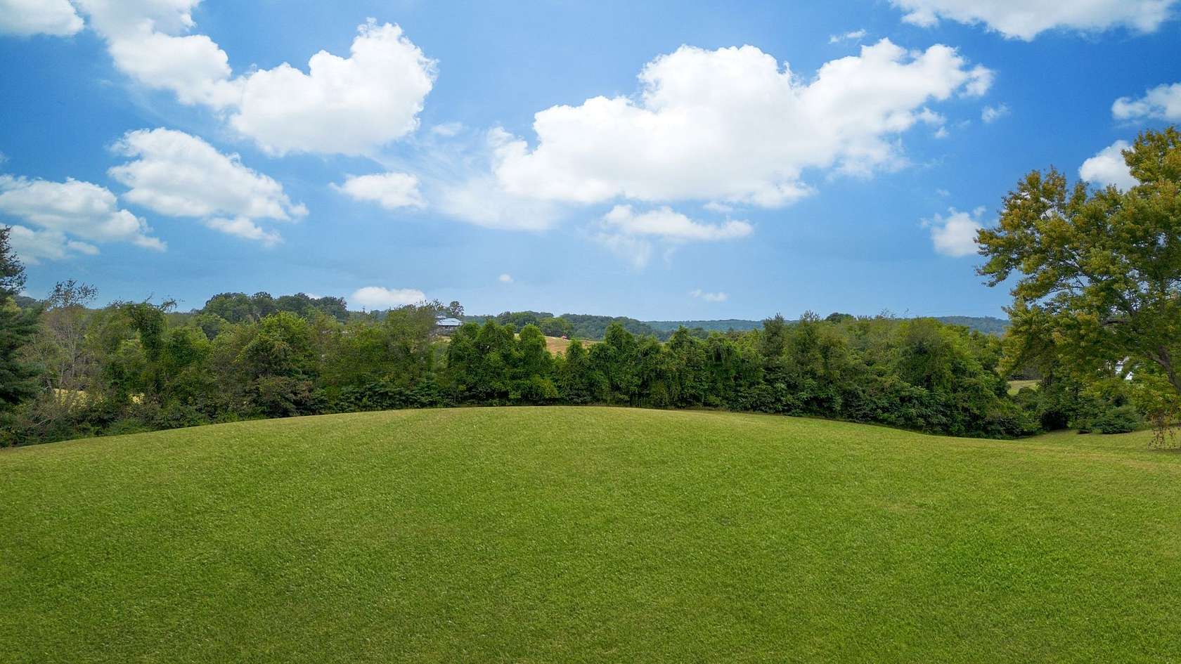 0.91 Acres of Residential Land for Sale in Dickson, Tennessee