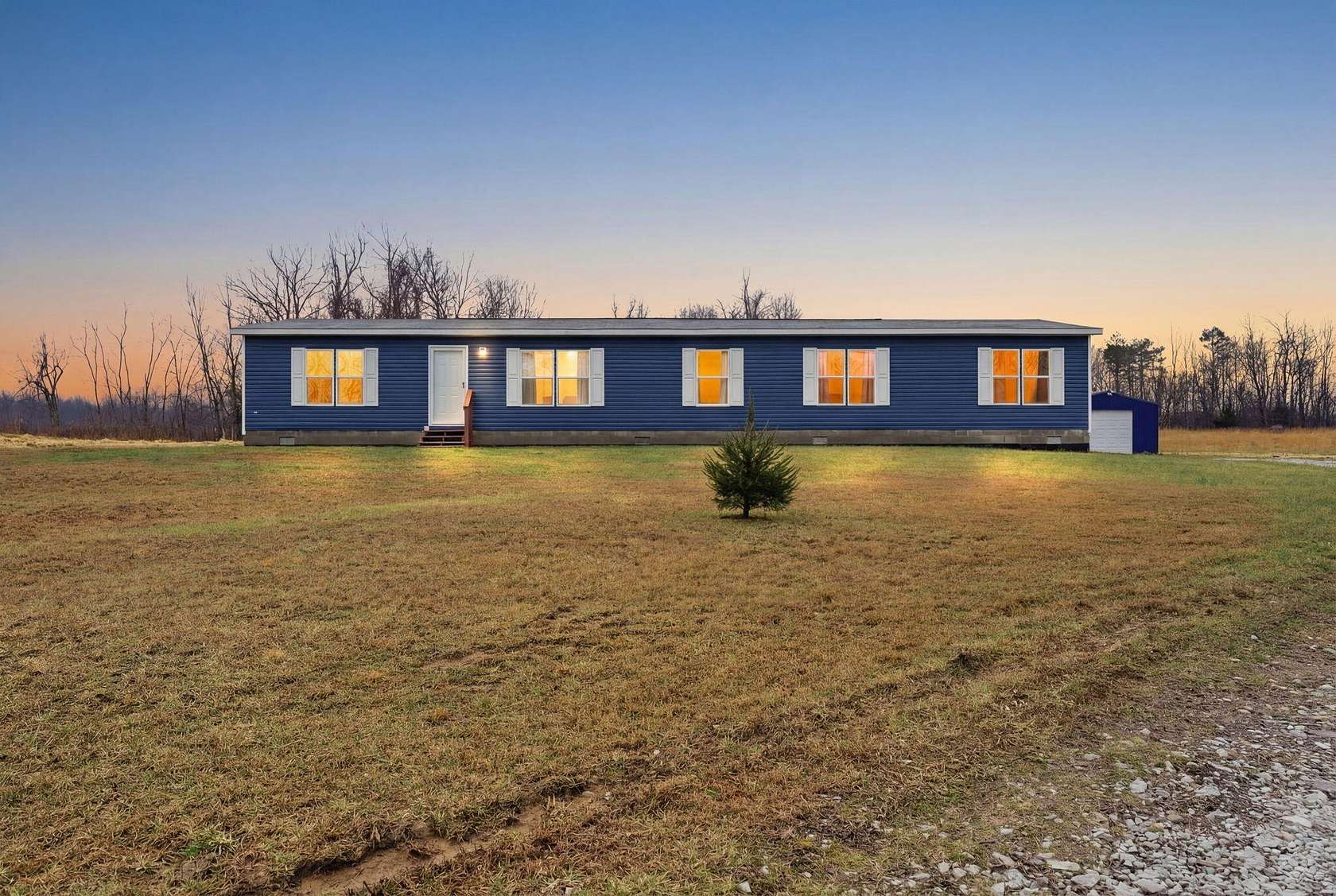 2 Acres of Land with Home for Sale in McKee, Kentucky