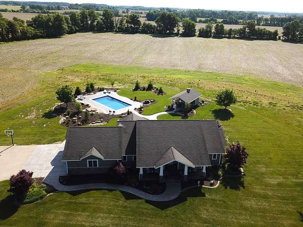 24 Acres of Land with Home for Sale in Mount Carmel, Illinois