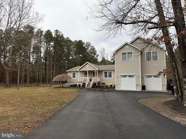 4.4 Acres of Land with Home for Sale in Williamstown, New Jersey