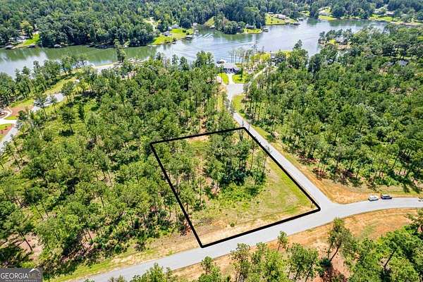 1 Acre of Residential Land for Sale in Milledgeville, Georgia
