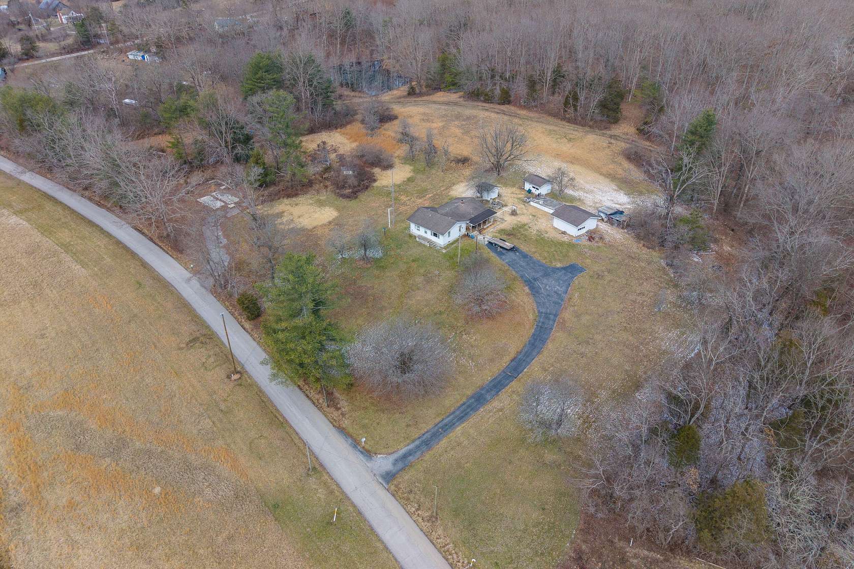 12 Acres of Land with Home for Sale in Winchester, Kentucky