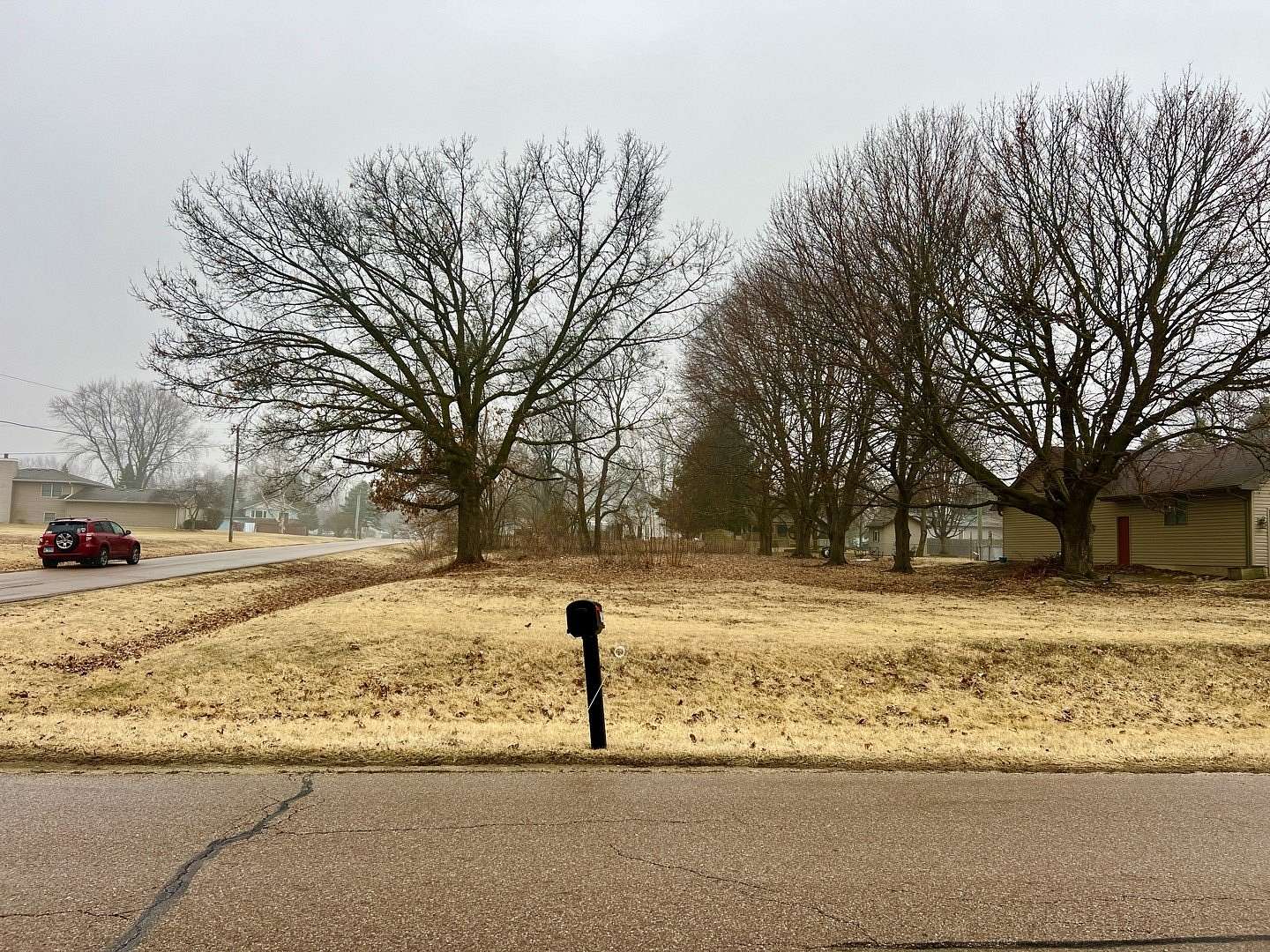 0.34 Acres of Residential Land for Sale in Lake Holiday, Illinois