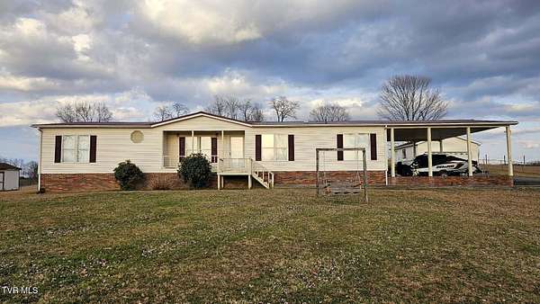 1.82 Acres of Land with Home for Sale in Coeburn, Virginia