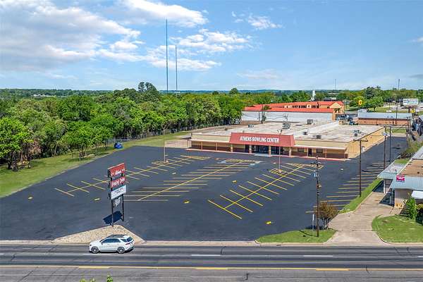 4.4 Acres of Commercial Land for Sale in Athens, Texas