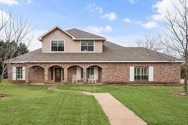 19.6 Acres of Land with Home for Sale in Midlothian, Texas