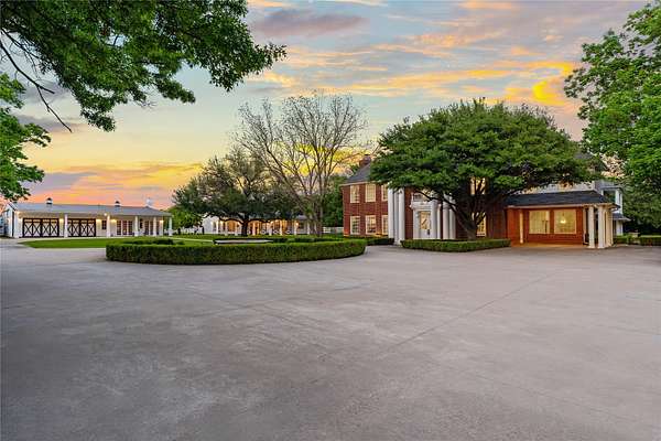 15.2 Acres of Land with Home for Sale in Parker, Texas