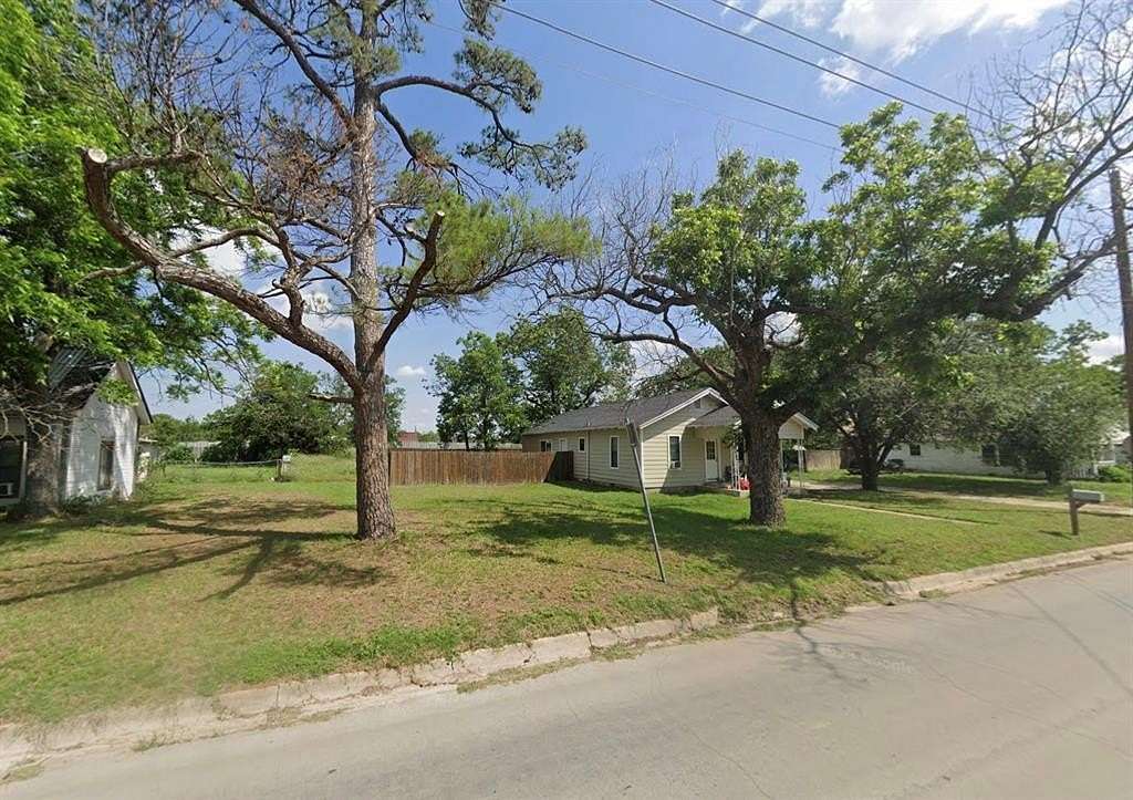0.03 Acres of Land for Sale in Stephenville, Texas