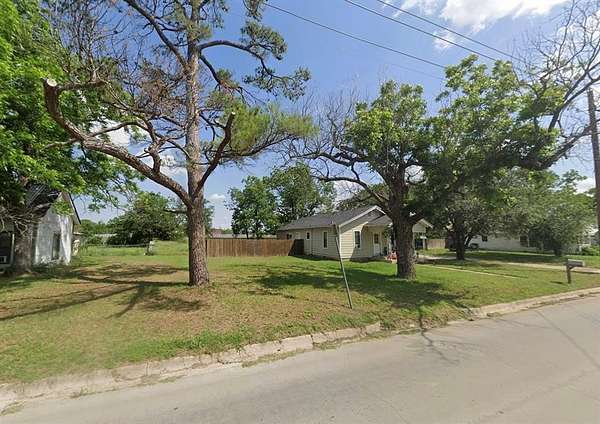 0.03 Acres of Land for Sale in Stephenville, Texas