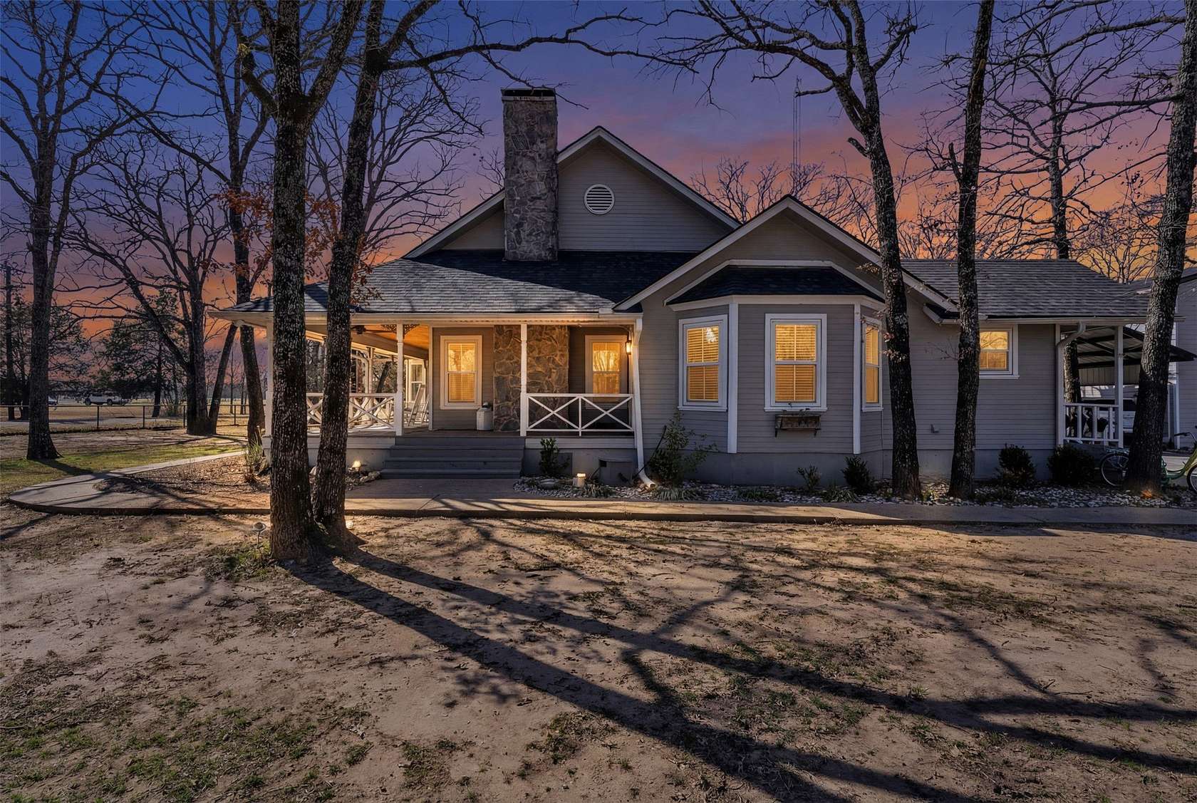 2 Acres of Land with Home for Sale in Quinlan, Texas