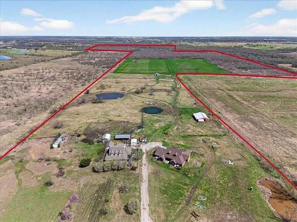 215 Acres of Land with Home for Sale in Crandall, Texas