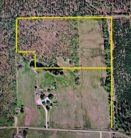 20.4 Acres of Land for Sale in Paris, Texas