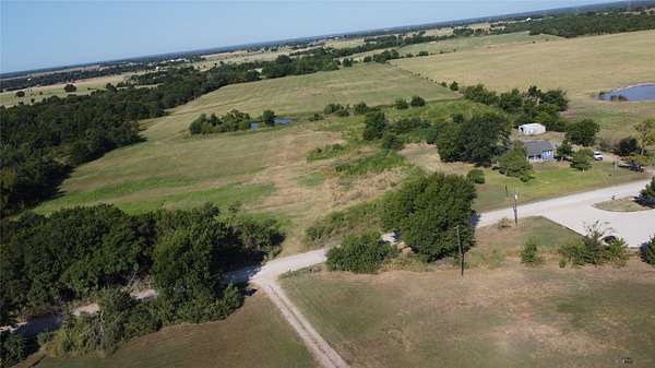 31.1 Acres of Improved Land for Sale in Bonham, Texas