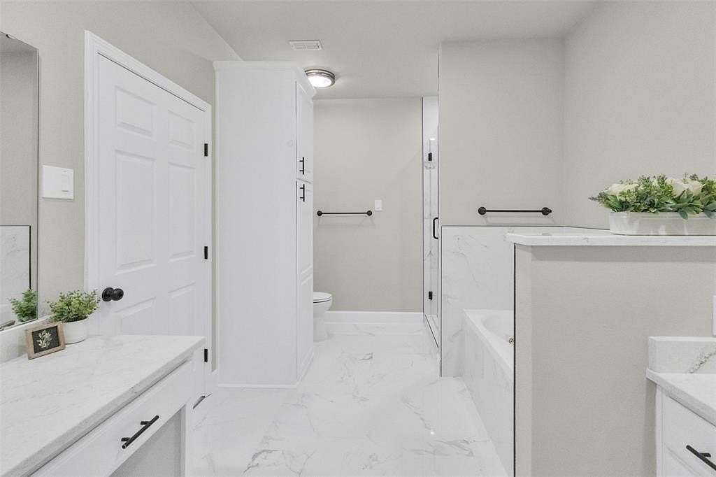 11 Acres of Land with Home for Sale in Caddo Mills, Texas