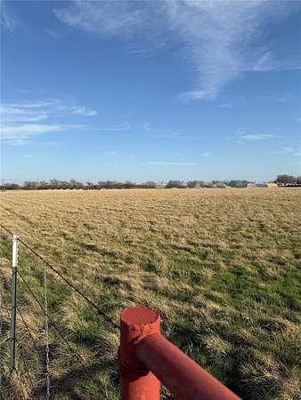 10.6 Acres of Land for Sale in Justin, Texas