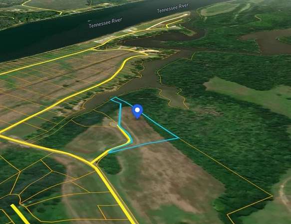 3.12 Acres of Land for Sale in Clifton, Tennessee