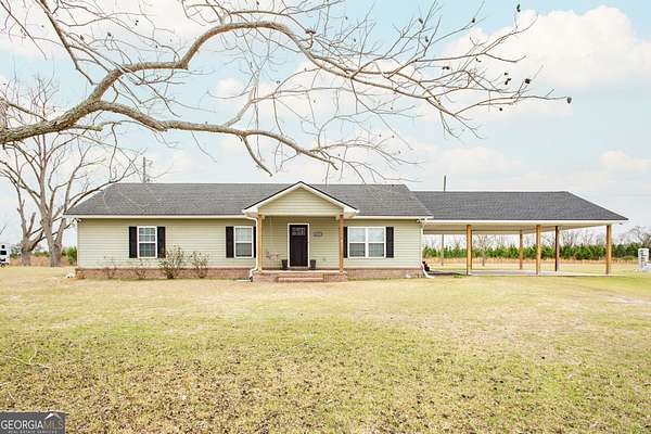2.42 Acres of Land with Home for Sale in Waycross, Georgia