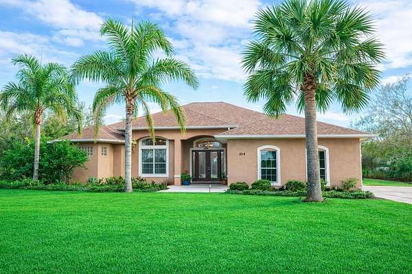 2 Acres of Land with Home for Sale in Wimauma, Florida