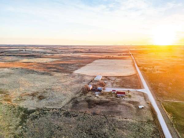 160 Acres of Land with Home for Sale in Fargo, Oklahoma